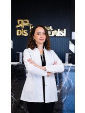 Dr Candan Yavuz, Dentist — İstanbul Diş Akademisi