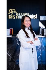 Dr Ezgi Yazar, Dentist — İstanbul Diş Akademisi