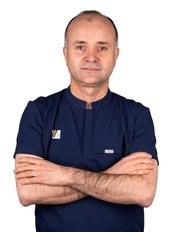Prof Dr. İsmail Şener, Oral Surgeon — Vitrin Clinic