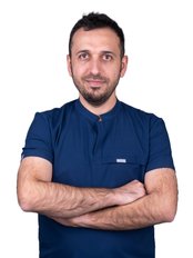 Dr Ziya Aktaş, Dentist — Vitrin Clinic